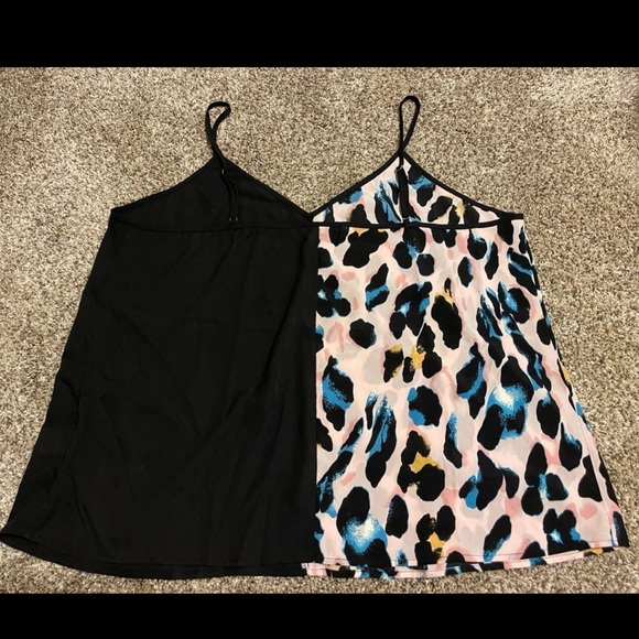 ⭐️ Split Tank - Picture 7 of 9